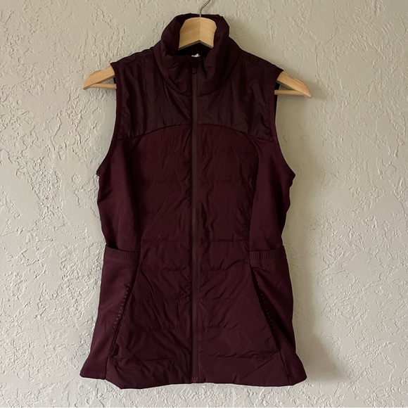 Lululemon - Down For It All Vest in Cassis - Picture 4 of 6